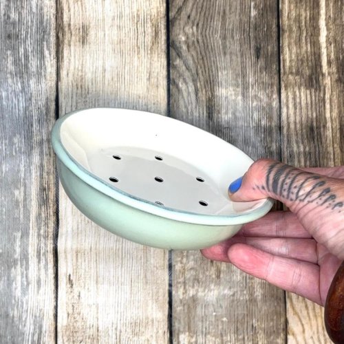 round enamel soap dish from pure nuff stuff