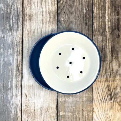 round enamel soap dish from pure nuff stuff