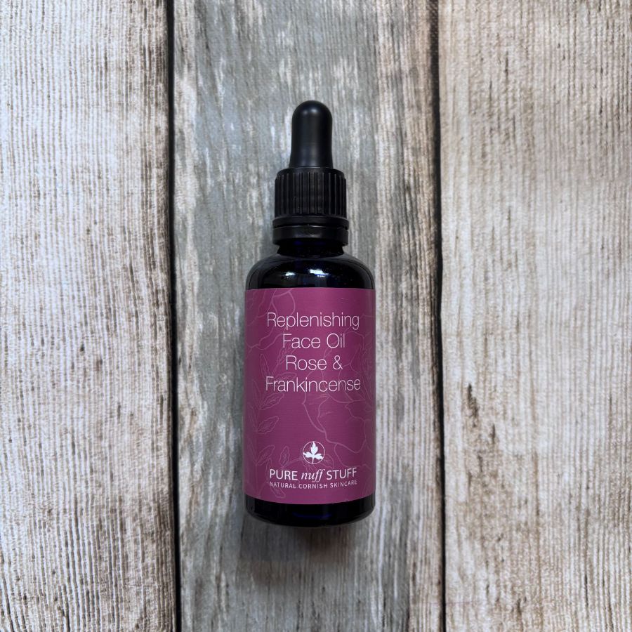 Replenishing Facial Oil with Rose & Frankincense